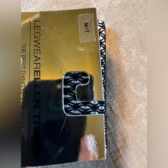 NWT Ellen Tracy Black Legwear - Picture 1 of 2
